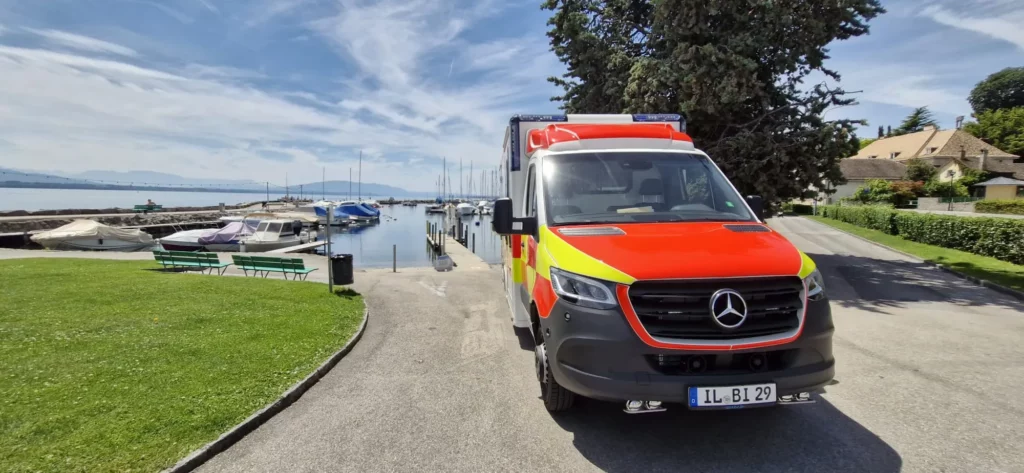 Ambulance caisson aménagée sur mesure