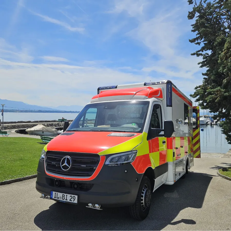 Ambulance caisson aménagée sur-mesure